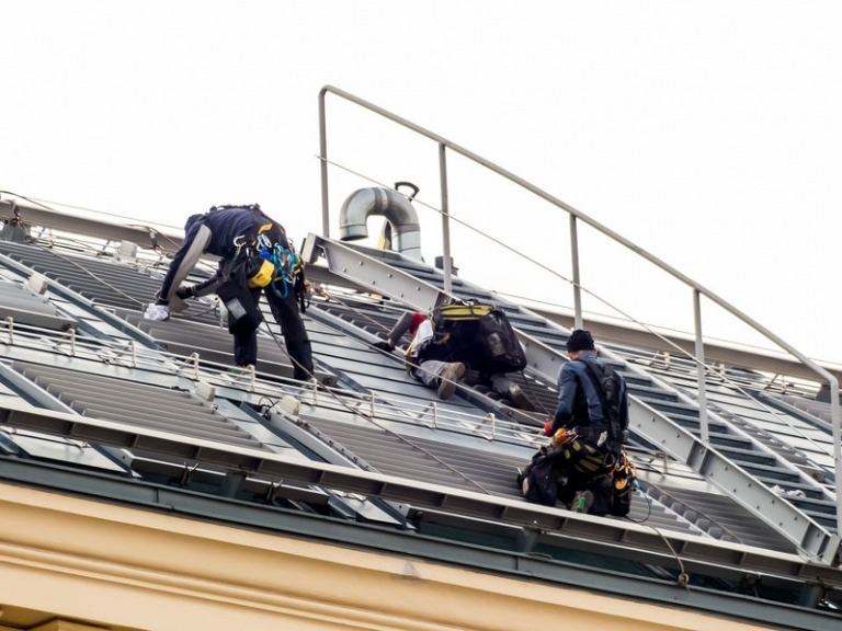 The Ultimate Guide to Commercial Roof Maintenance