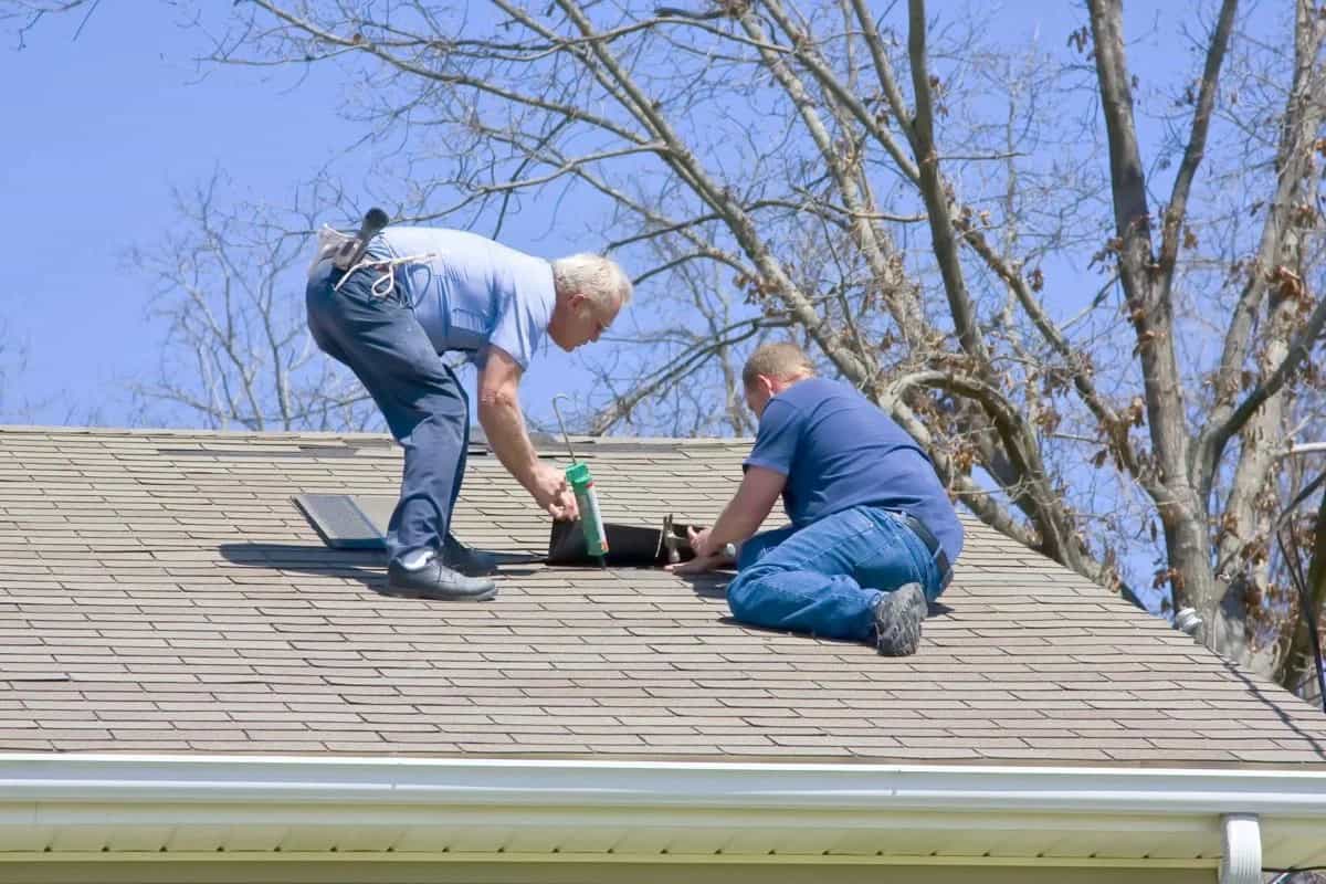 cost to repair a leak roof